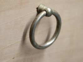 antiker Fallgriff / Zugring
