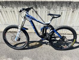 DH GIANT GLORY 8.0 maestro , taille M