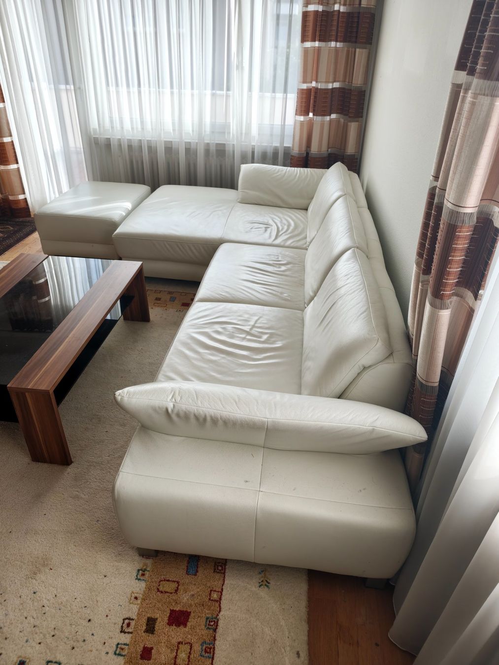 Sofas: Weisse/Creme-farbene Polstergruppe – D'occasion à Oberglatt ZH par Cybergater 1