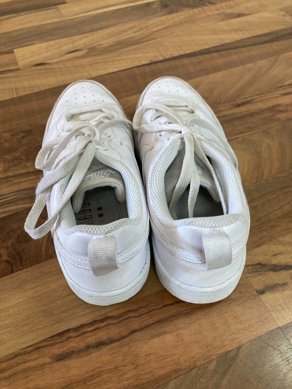 Nike Scarpe da uomo: Hallenturnschuhe Nike weiss, Grösse 38 – Usato da Schötz venduto da Jekyll666 3