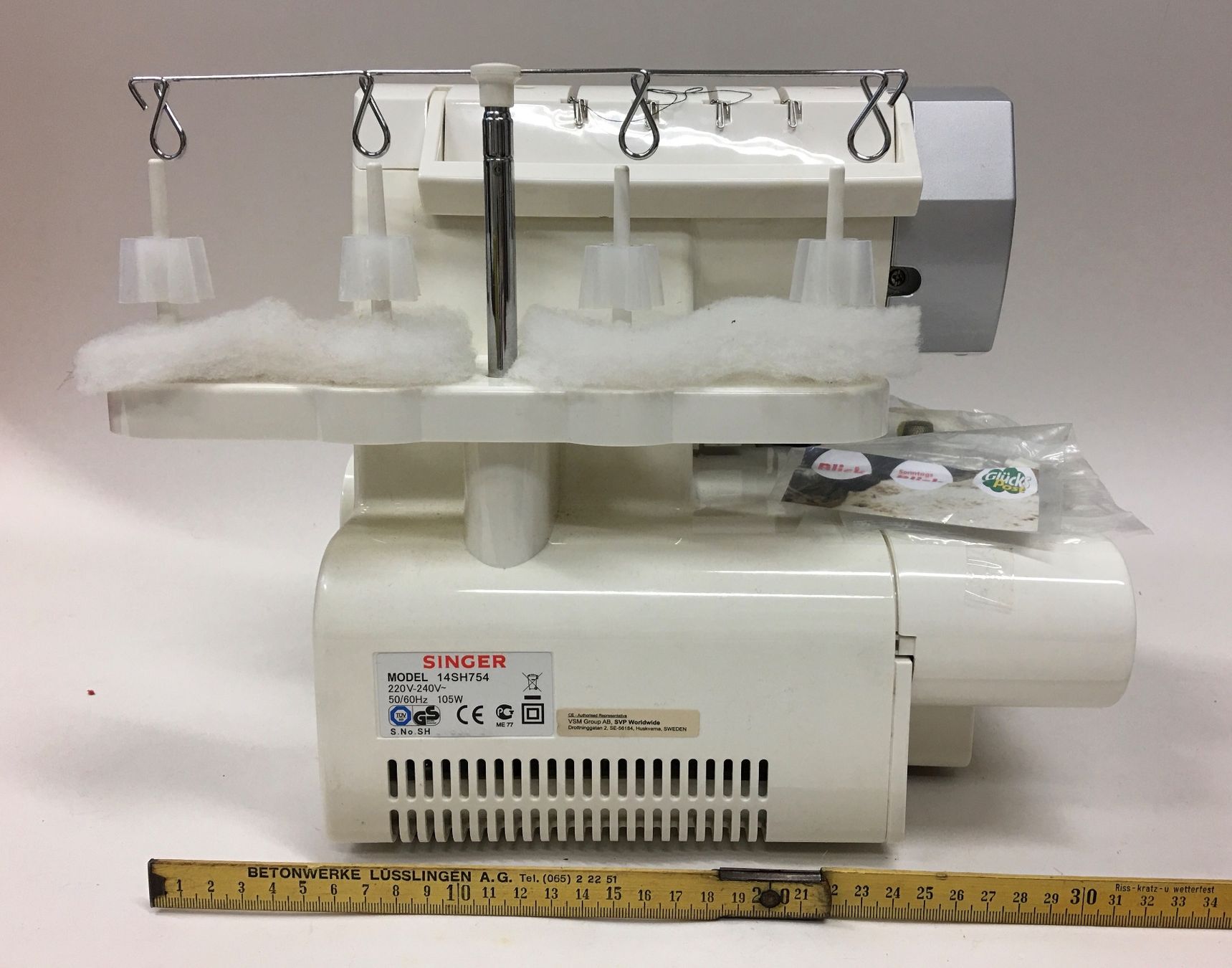 Singer Macchine da cucire: Singer 14SH754 Overlock mit Zubehör neu – Nuovo e nell'imballaggio originale da Olten venduto da ELHANDEL 8