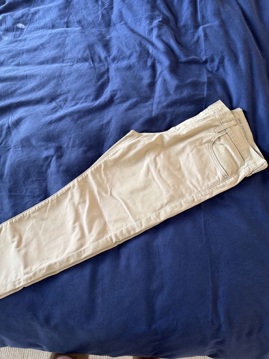 Levi's Jeans: Levis 512 taille 33/32 – Usato da COMMUGNY venduto da toutdoitdisparaitre 2