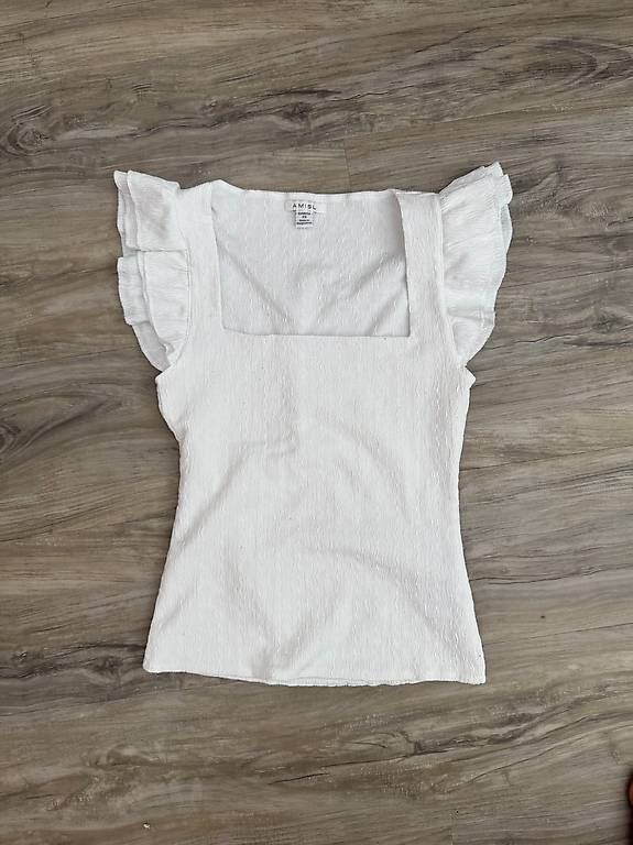 T-shirt: Maglietta bianca elegante da donna – Usato da Caslano venduto da Dr.Bread