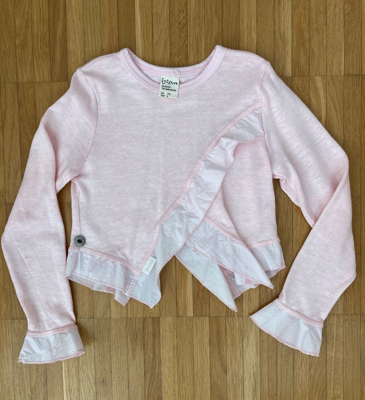 Maglioni & Felpe: Asymmetrischer Pullover von JOTTUM - NEU, Gr. 116 – Nuovo (secondo la descrizione) da Basel venduto da Nofretete39 1