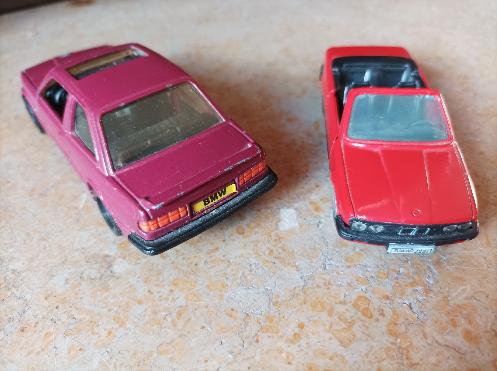 Corgi Toys Modellini d'auto: BMW 325i Limousine / Cabrio – Usato da Liebefeld venduto da PoloLePoulpe 1
