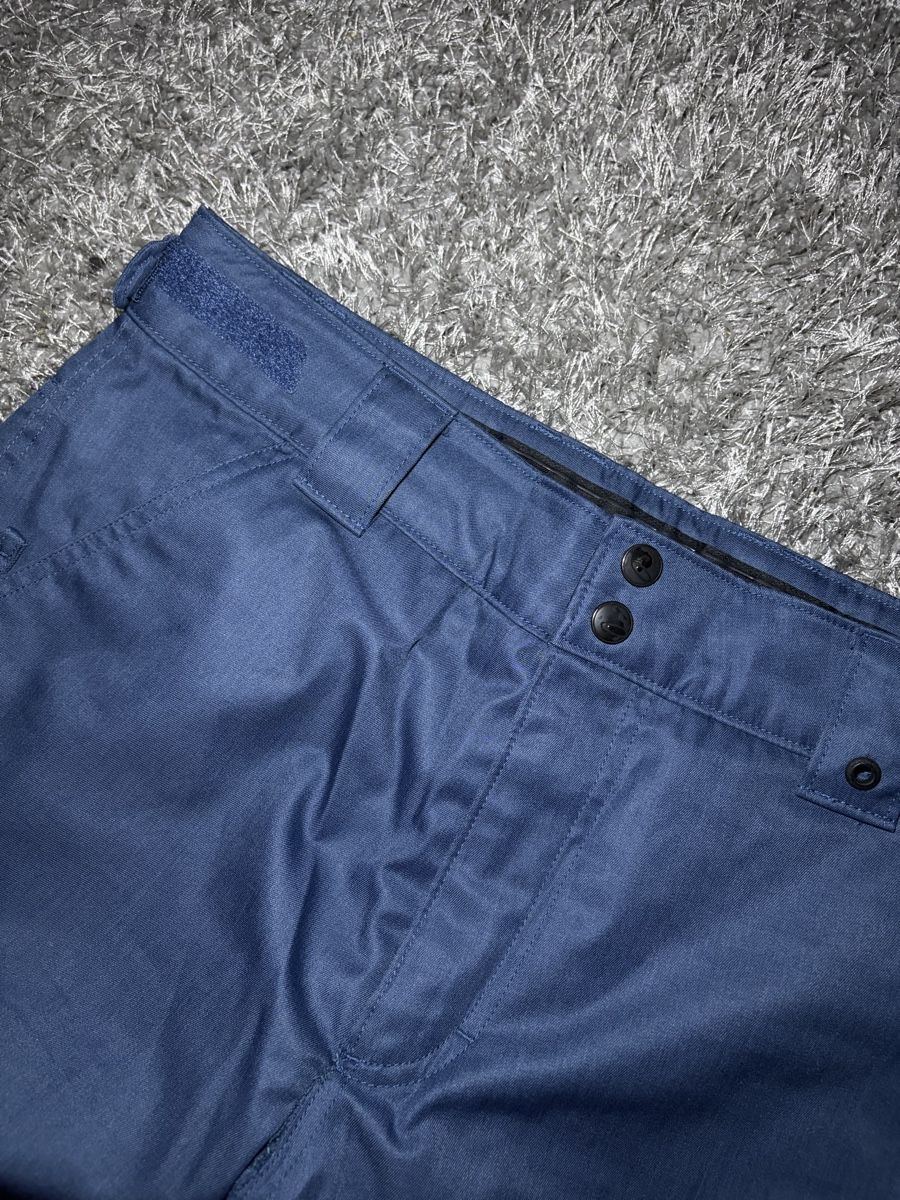 Oakley Pantaloni: Oakley Snowboard Pants Blue Size M – Usato da Brislach venduto da edu_t6pq 4