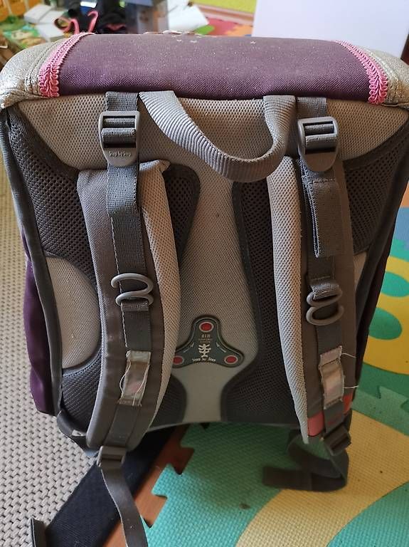Borse & Zaini: Schulthek mit Blinkfunktion – Usato da Wilchingen venduto da Akiba 2