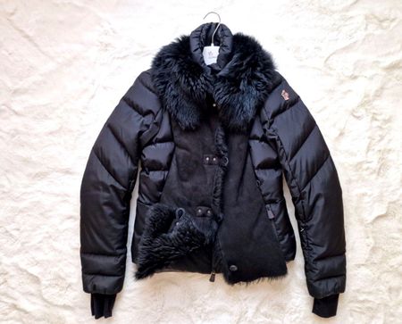MONCLER Grenoble. Jacke Pelz schwarz Luxus GALDEBERGET