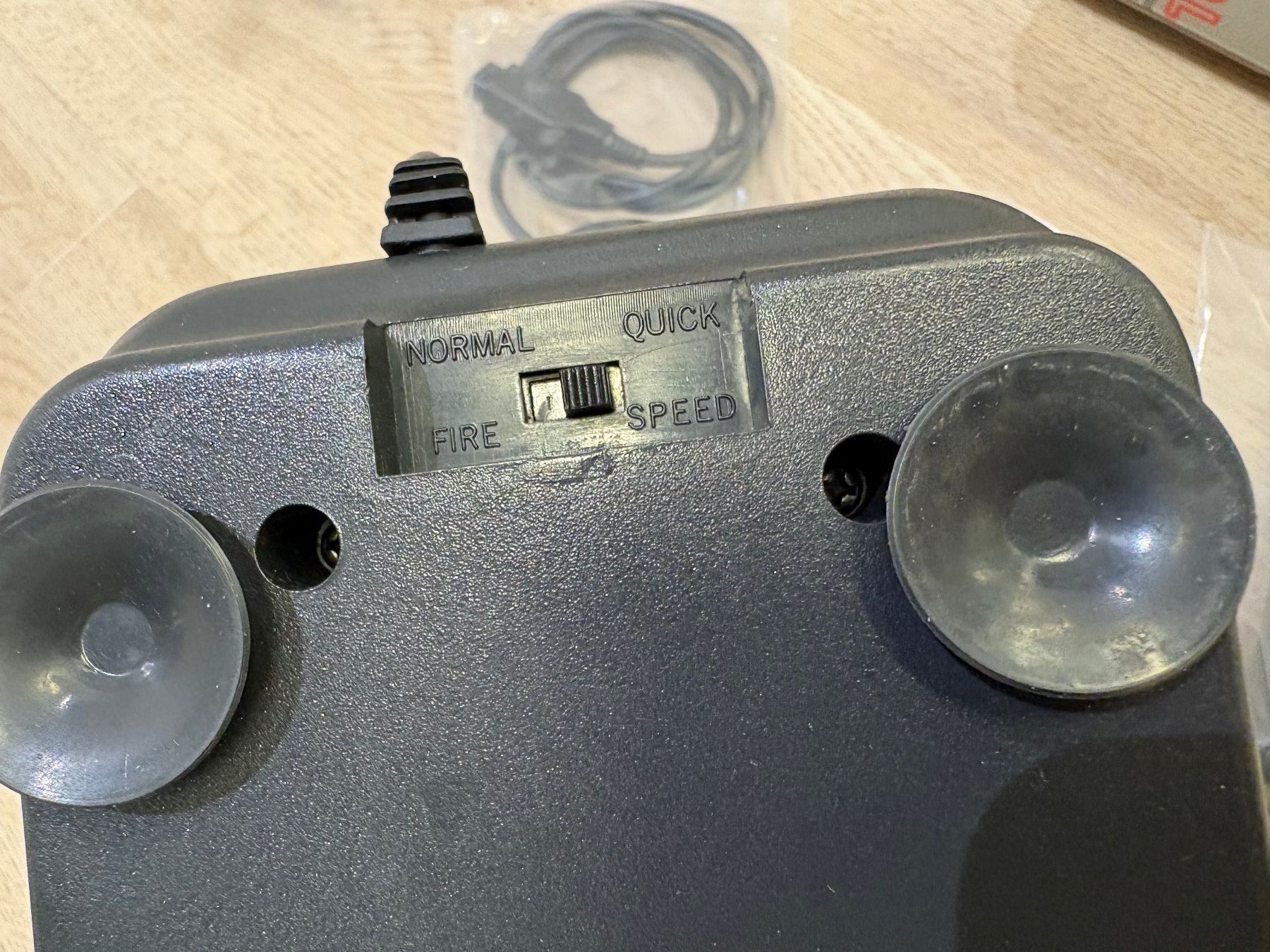 Controller: Retro Microspot Turbo Joystick für Commodore C64 Atari 9-Pin – Usato da Wetzikon ZH venduto da BackToRetro 2