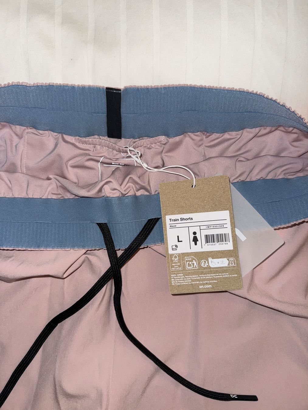 Hosen: Train shorts, On running – Neu und originalverpackt aus Anières von mar_q7wr 4