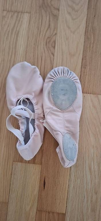 Damenschuhe: Ballettschläppchen hellrosa, Gr. 39  top Zustand – Gebraucht aus Wädenswil von lis_xk67