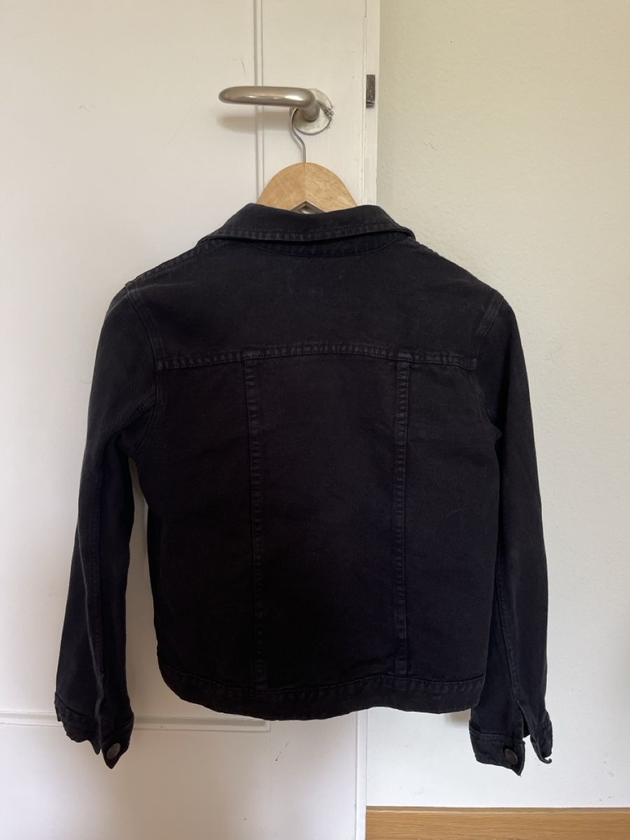 Giacche: Schöne schwarze Jeansjacke – Usato da Zürich venduto da Samichlaaus 2