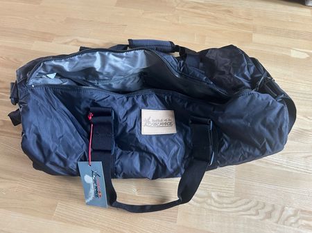 Red Bull Sporttasche - NEU