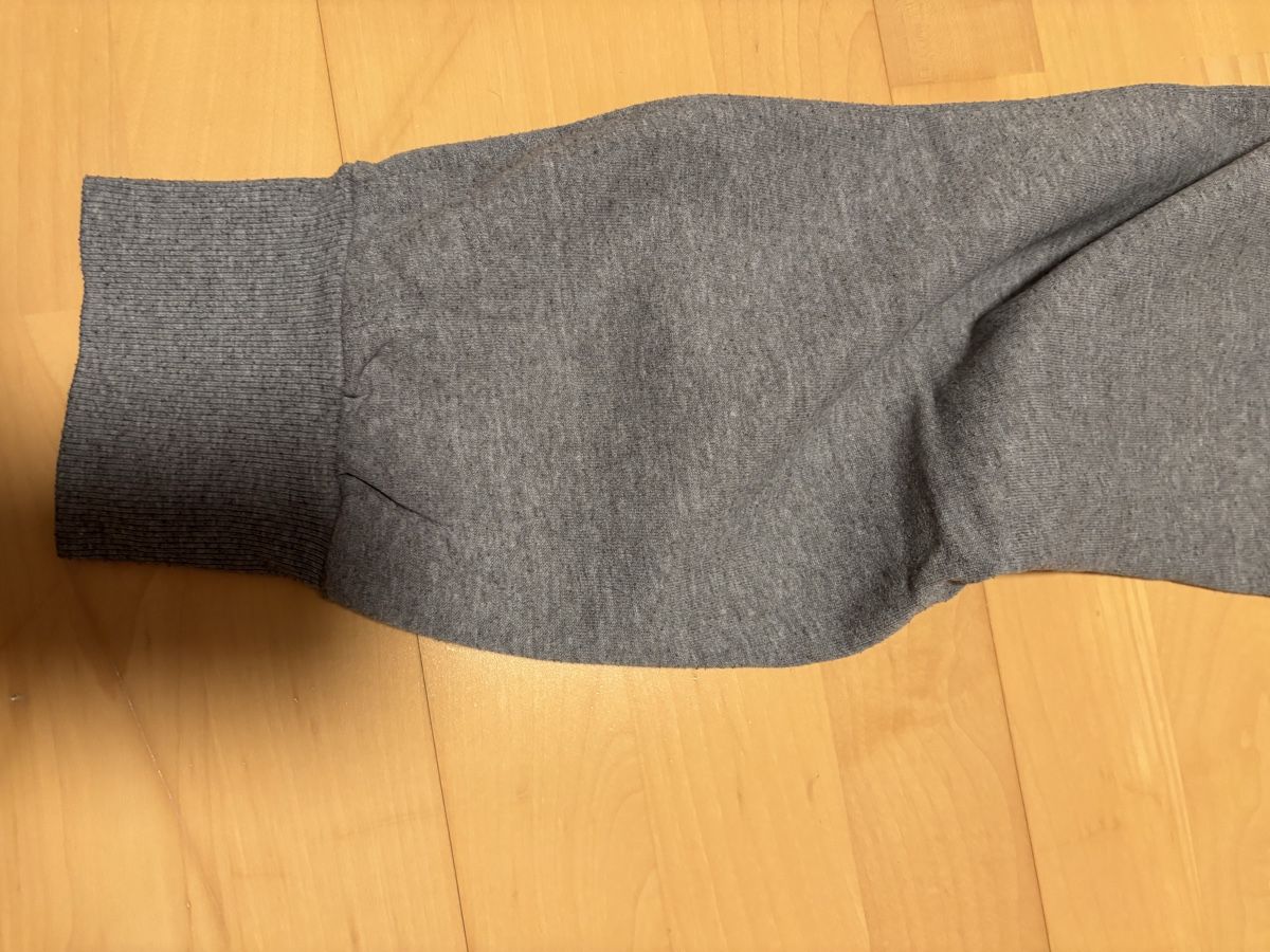 Hosen: Trainerhose grau 36 – Gebraucht aus Kesswil von Branca-01 5