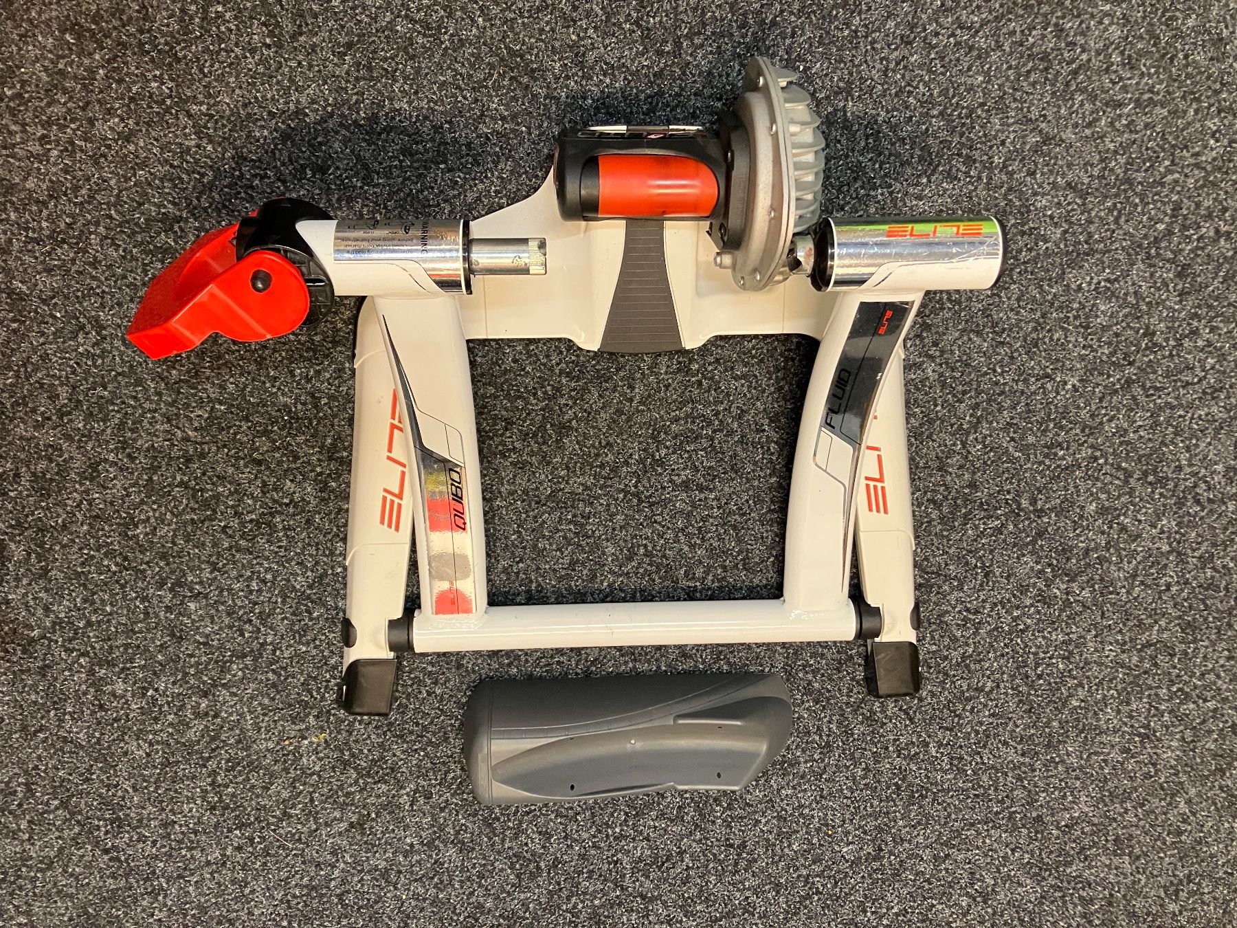 Hometrainer: Elite Rollentrainer Indoor Training - leise – Gebraucht aus Chur von southface