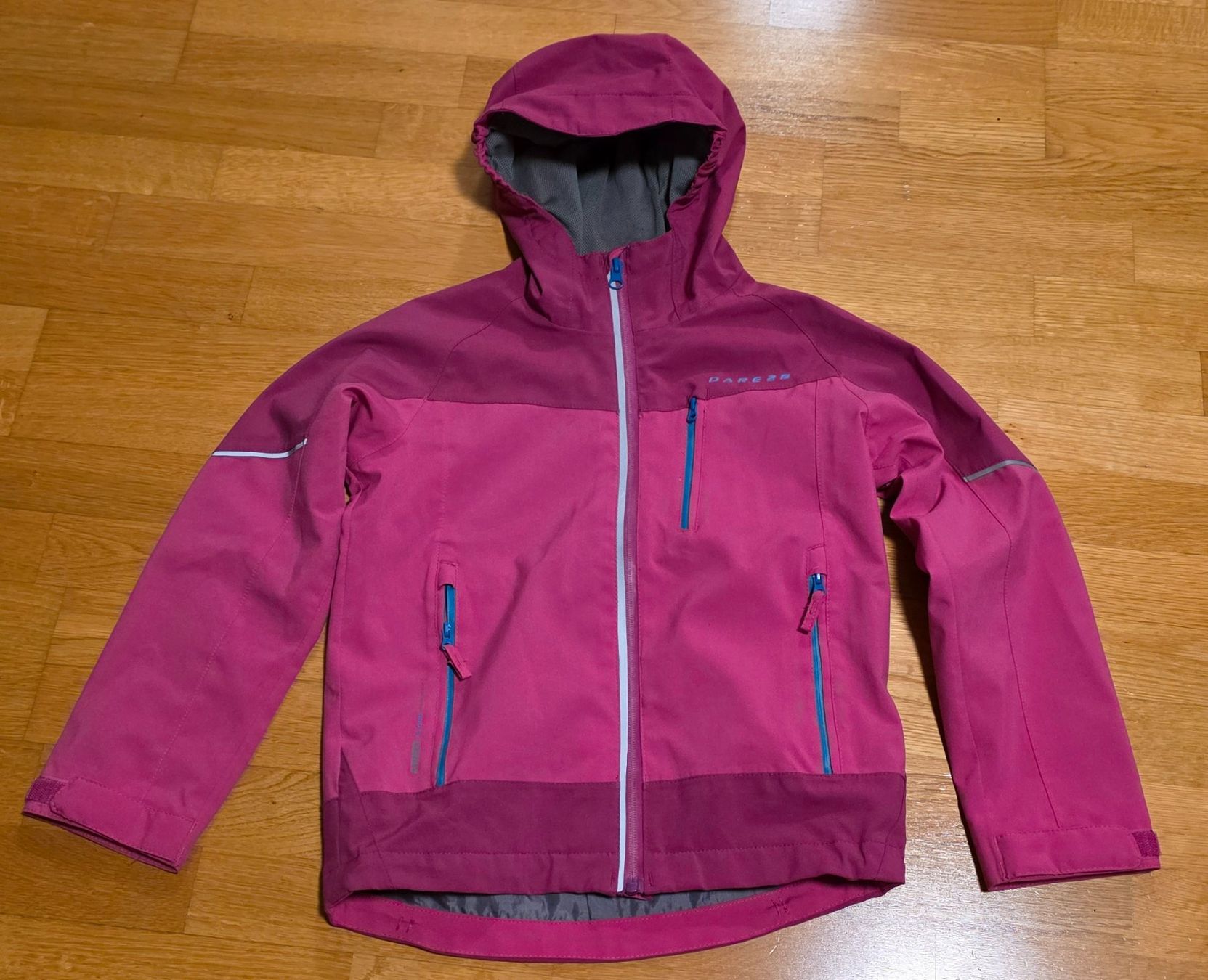 Giacche & Cappotti: hübsche Softshell-Funktions-Übergangsjacke - Dare 2 b - 128 – Usato da Fällanden venduto da zeno01