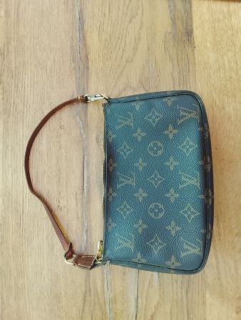 Louis Vuitton Pochette Monogram braun guter Zustand