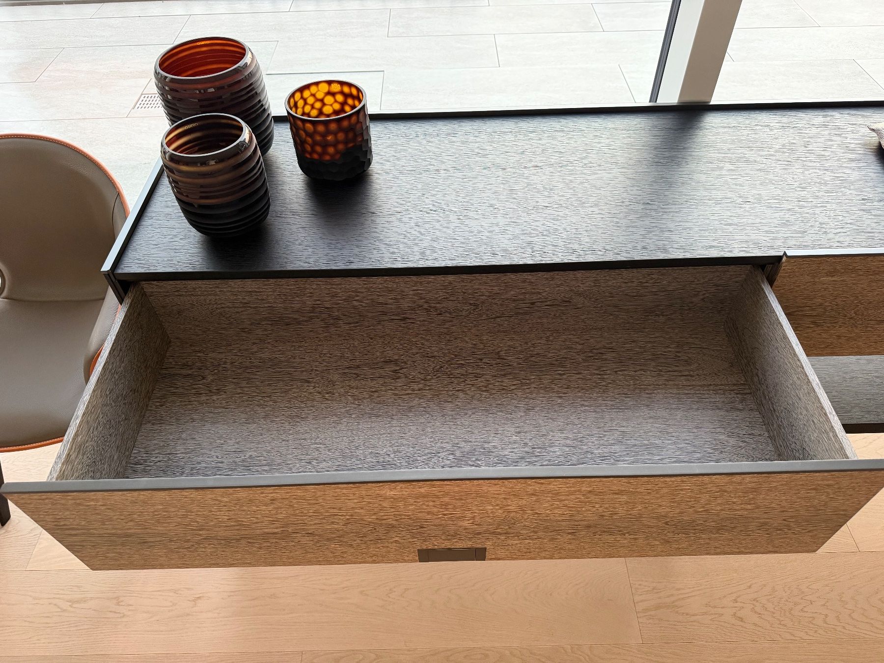 Console: Sideboard/ Konsole ERACLE von MAXALTO, Eiche und Sucupira – Usato da Zug venduto da ker_y92n 6