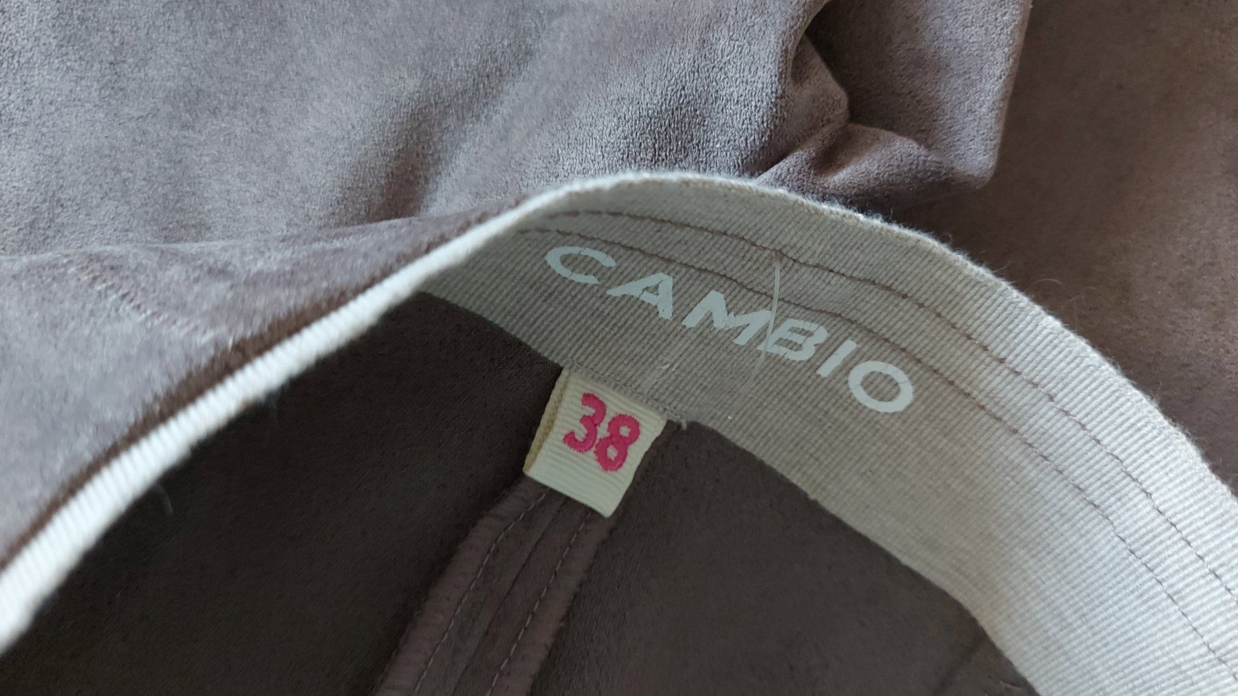 Cambio Pantaloni: Cambio Hose gr,38 – Usato da langenthal venduto da rundholz7 5