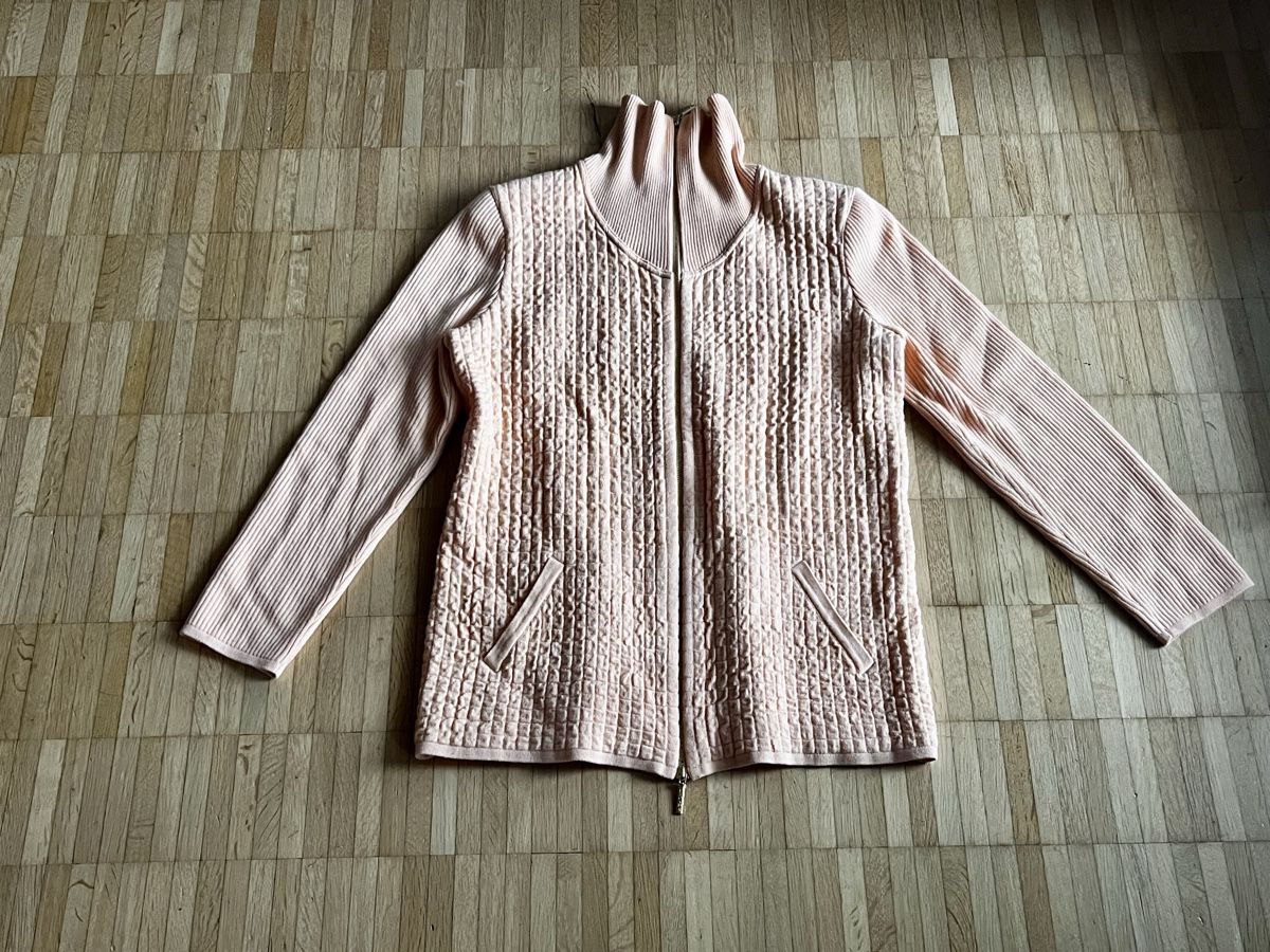 Escada Giacche: Escada Strickjacke rosa Grösse 40  – Usato da Zürich venduto da daki81