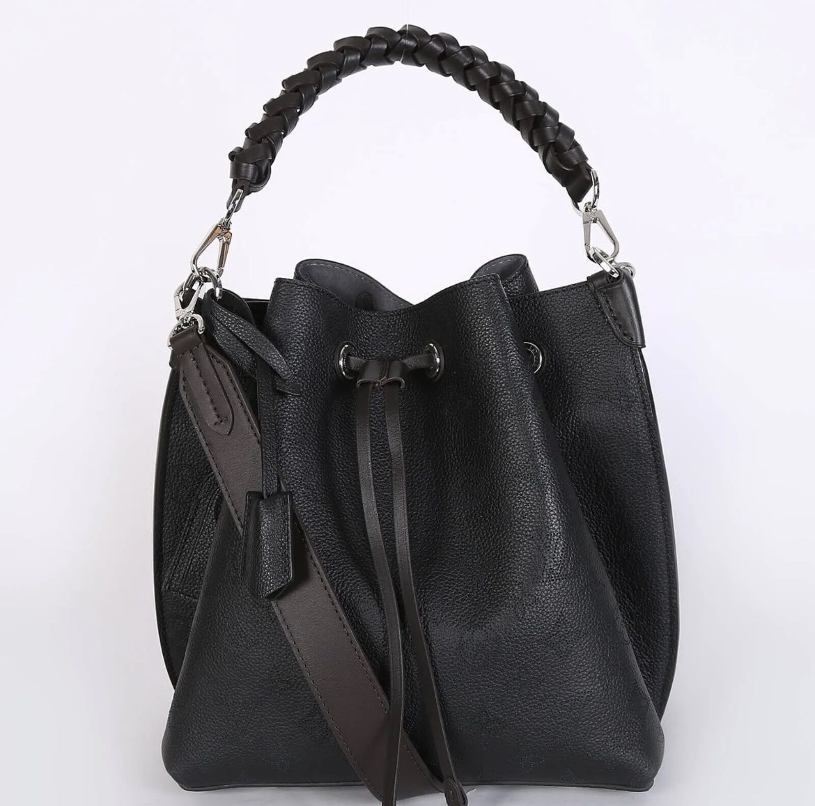 Louis Vuitton Borse da donna: Louis Vuitton Beutel Mahina Model Muria – Nuovo (secondo la descrizione) da Muttenz venduto da stoeberi01