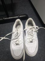 Baskets Nike Air Force 1 blanches en bon état 37