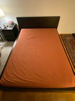Bett und Matratze (140 x 200) zu verkaufen 
