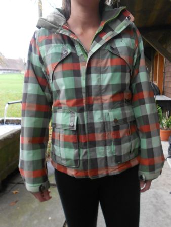 Ski-Jacke von Burton, grün- orange-braun kariert, Grösse M