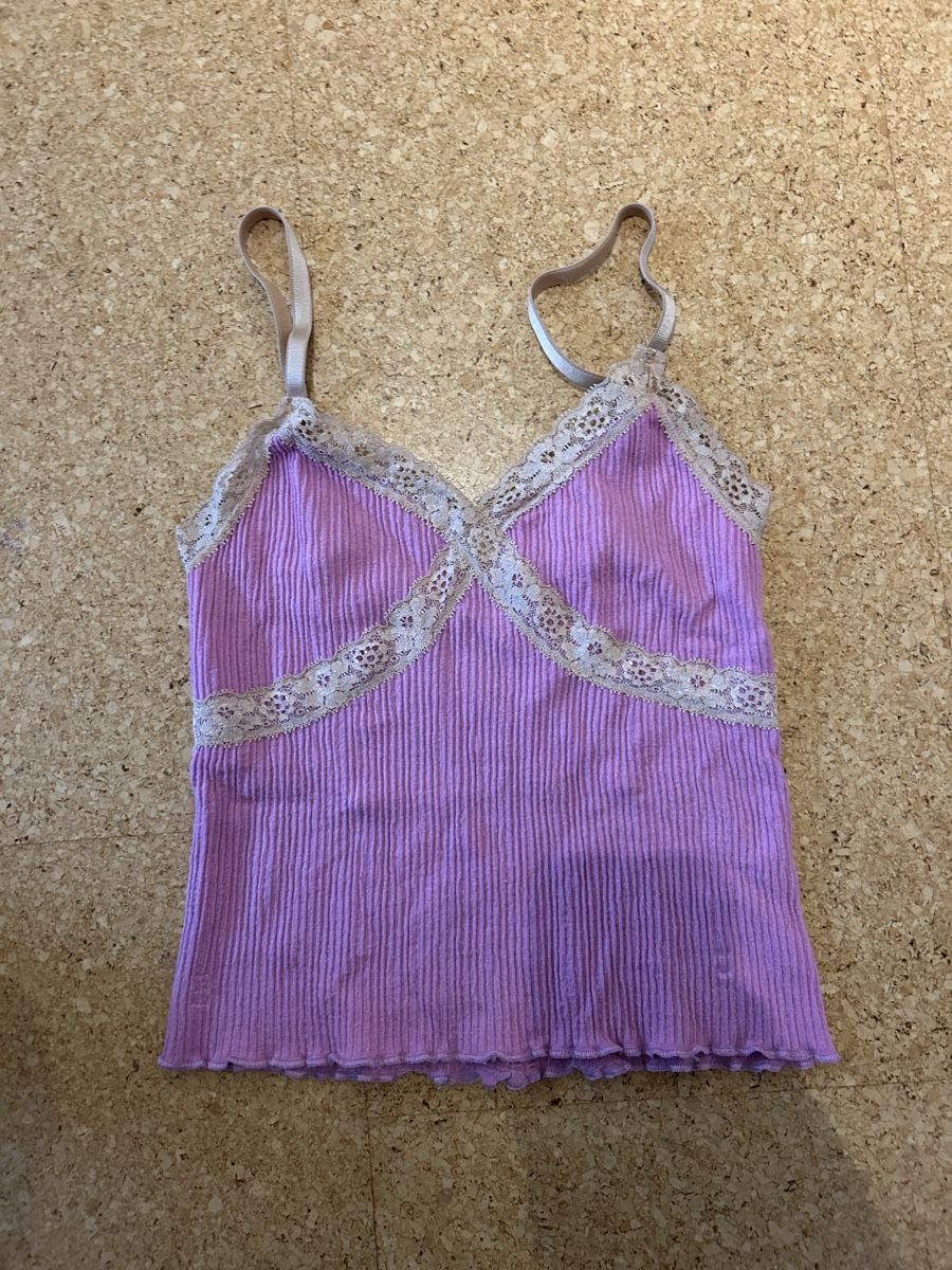 Urban Outfitters Tops: top mit spitze – D'occasion à Schmitten FR par let_k9yc