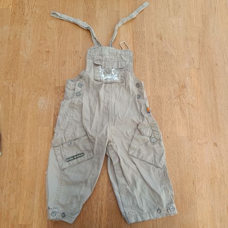 Latzhose Grösse 74