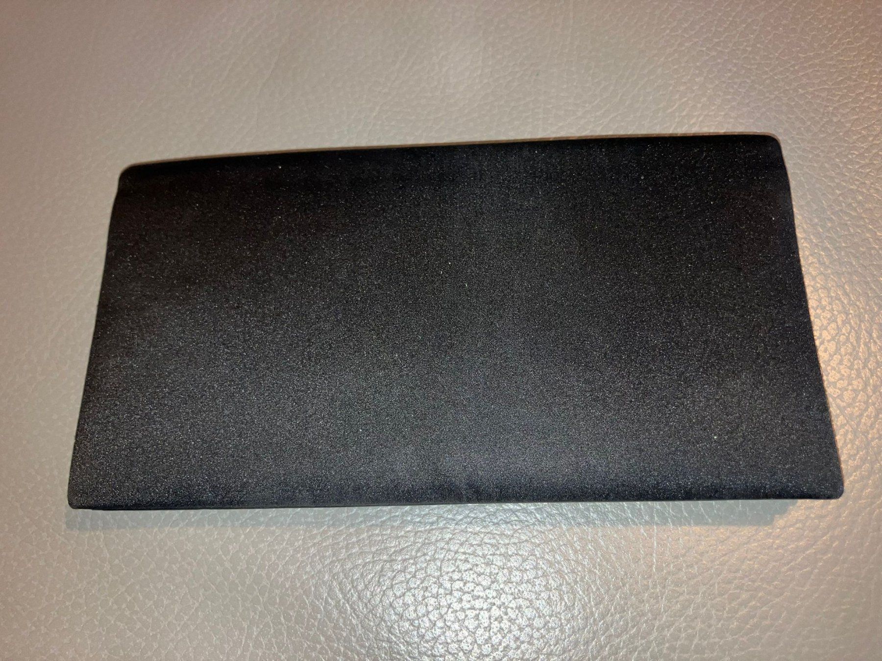 Borse da donna: Pochette nera con specchio interno – Usato da Melano venduto da H-Sara