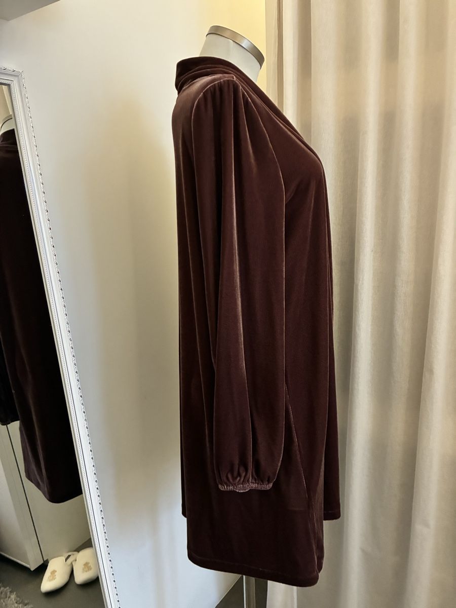 Manor Kleider: Samtkleid, Grösse M, bordeauxrot, festlich, ungetragen – Neu und originalverpackt aus Bäretswil von Viechel 2
