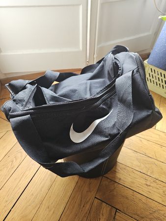 Black Nike Brasilia 9.5 Training Duffel Bag