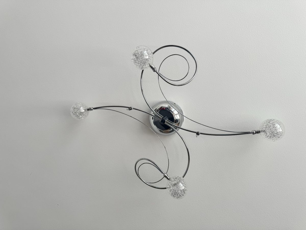 Lampadari & plafoniere: Moderne Deckenlampe mit Glaskugeln, neuwertig – Nuovo (secondo la descrizione) da St. Gallen venduto da Popolone26