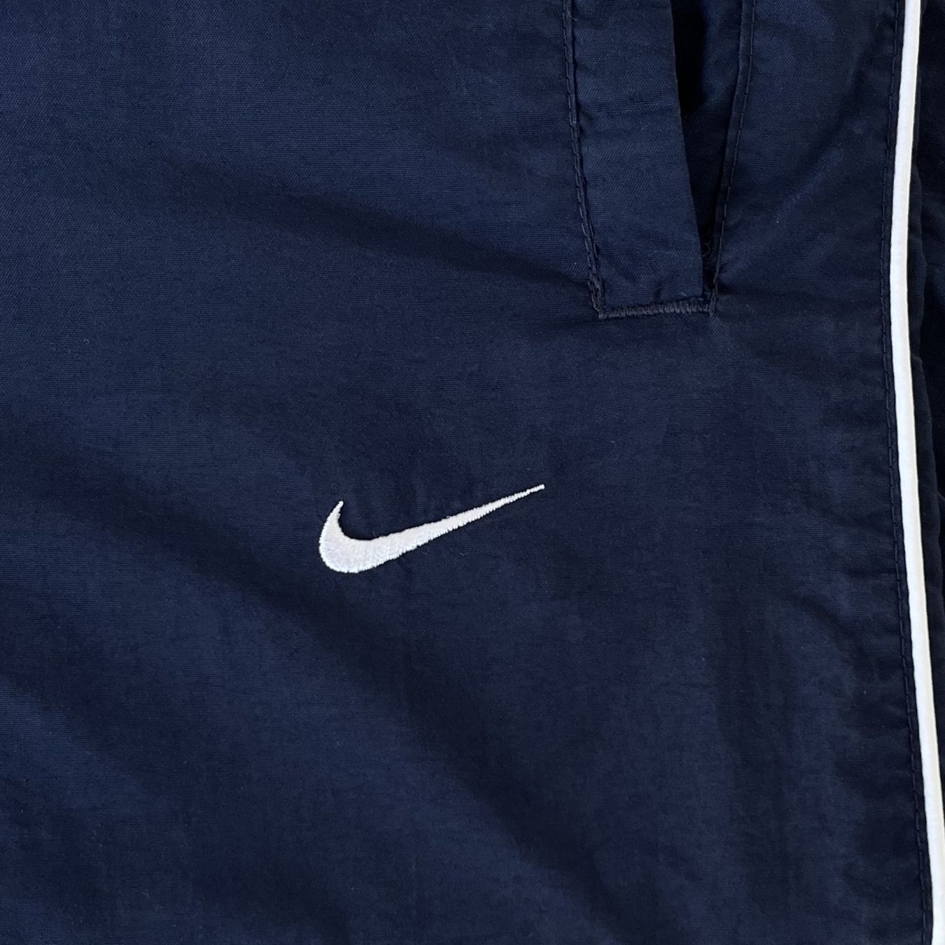Nike Pantaloni: Vintage Nike Trackpant (S) – Usato da Chamoson venduto da Sapoloshop 1