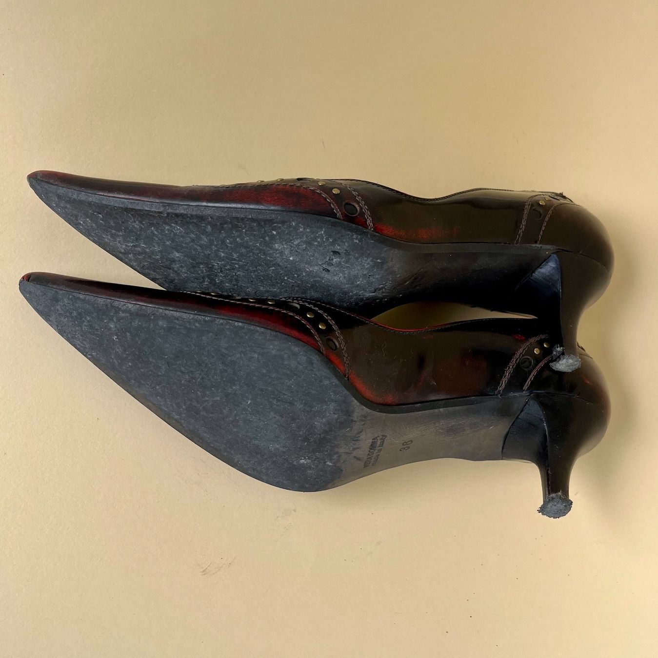 Navyboot Chaussures femmes: Navyboot Pumps dunkelrot Grösse 36 – D'occasion à Stallikon par berg118 8