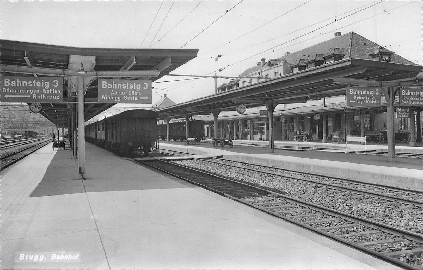 Cartes postales: Brugg AG Bahnhof – D'occasion à Biasca par Blenio71