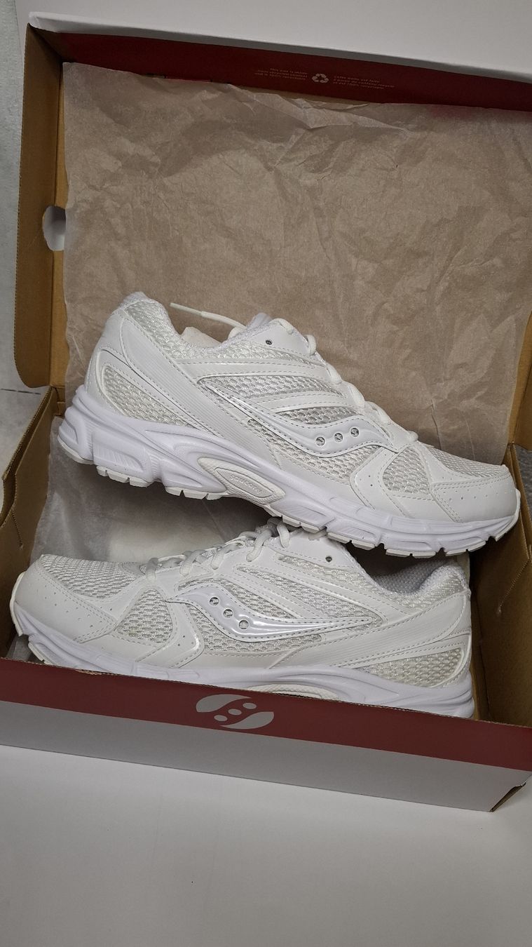 Saucony Scarpe da uomo: Saucony Ride Millenium Taille 42.5 - Neuf! – Nuovo e nell'imballaggio originale da Le Landeron venduto da rue_k9kg 1