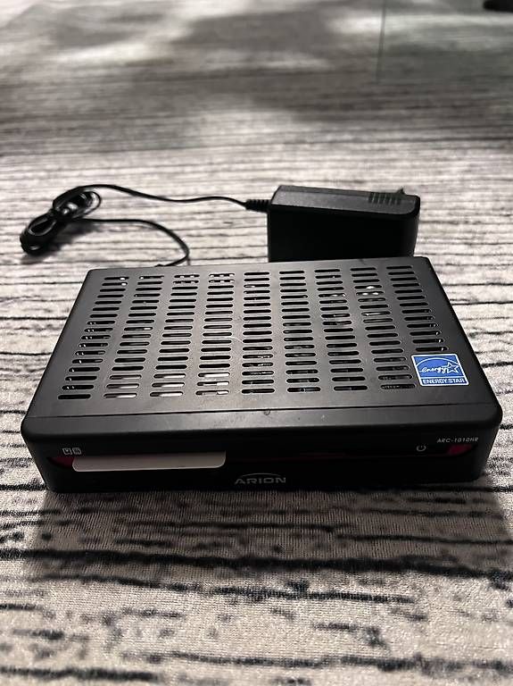 Ricevitori: ARION ARC-1010HR Digital DVB-C PVR Kabel Receiver HDMI – Usato da Spreitenbach venduto da env_tk78 2