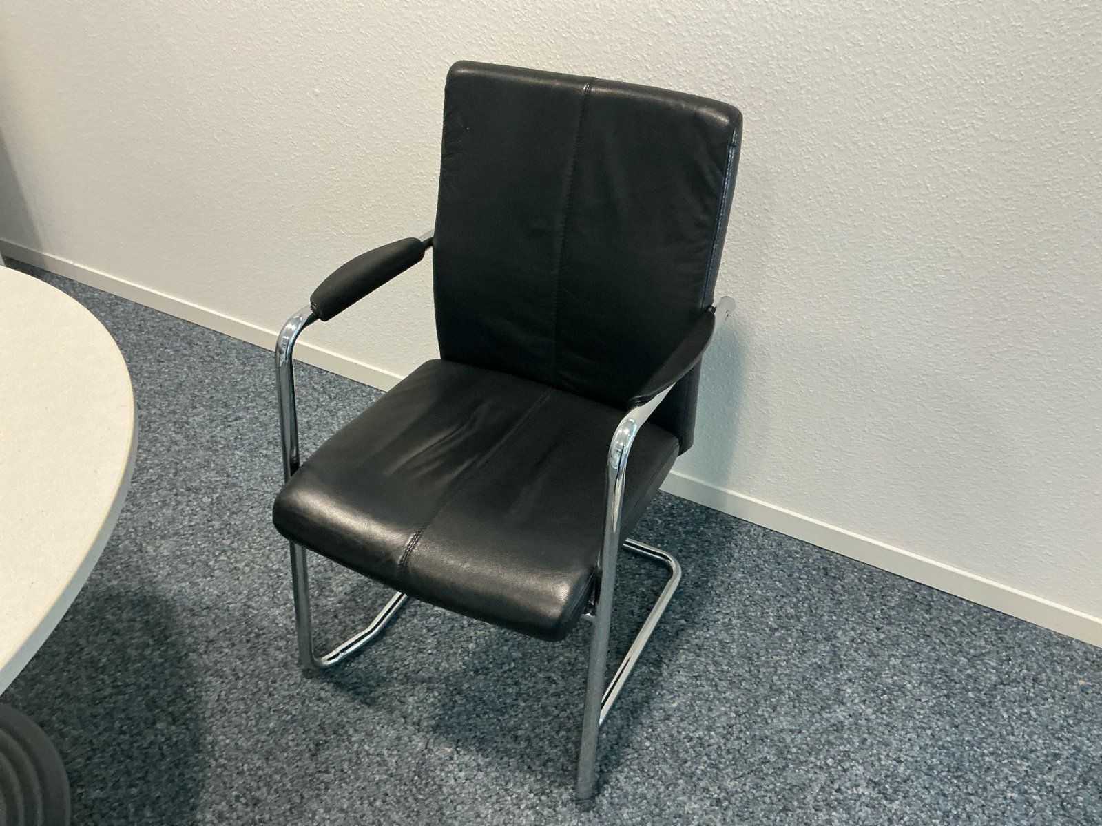 Scrivanie: Hochwertige Büromöbel – Usato da Zürich venduto da PIPM_Switzerland 3
