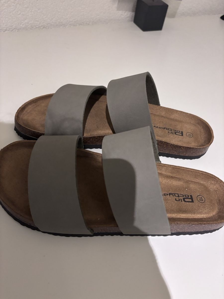 Scarpe da donna: Sandalen Grösse 40 – Nuovo (secondo la descrizione) da spiez venduto da isa_meyer