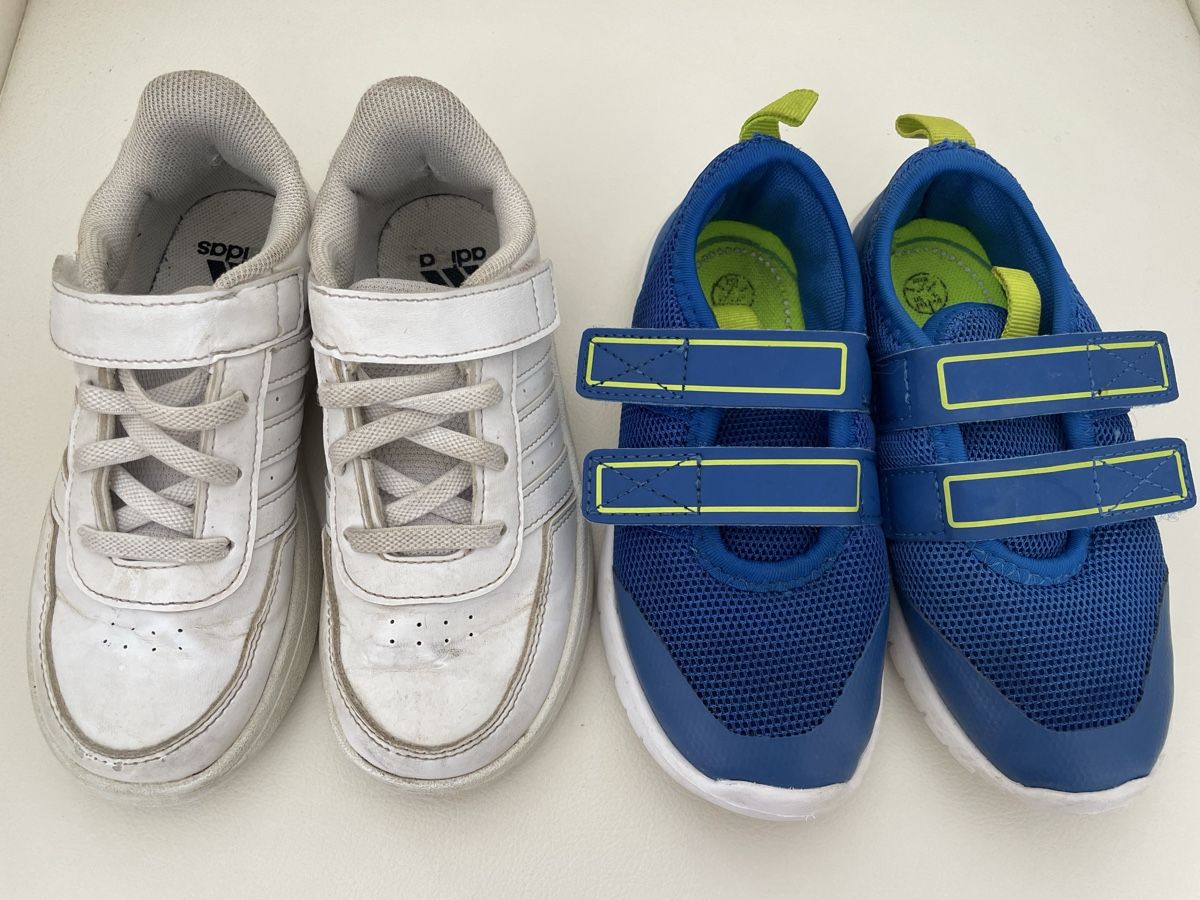 Scarpe per ragazzi: 2 Paar Halbschuhe Sneaker Gr 28 – Usato da Rüti ZH venduto da Tal_ga6N 1