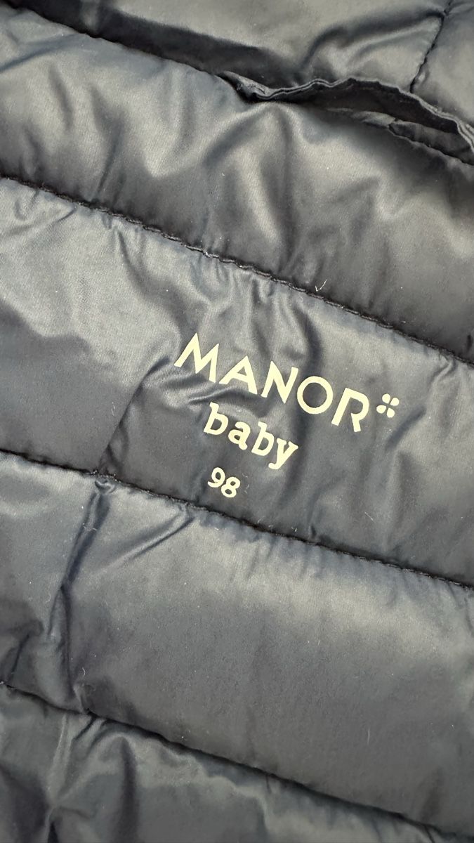 Manor Gilet & Giacche: Padded Vest, Size 98, Turtles💙💚 – Usato da Zürich venduto da KrisZH 1