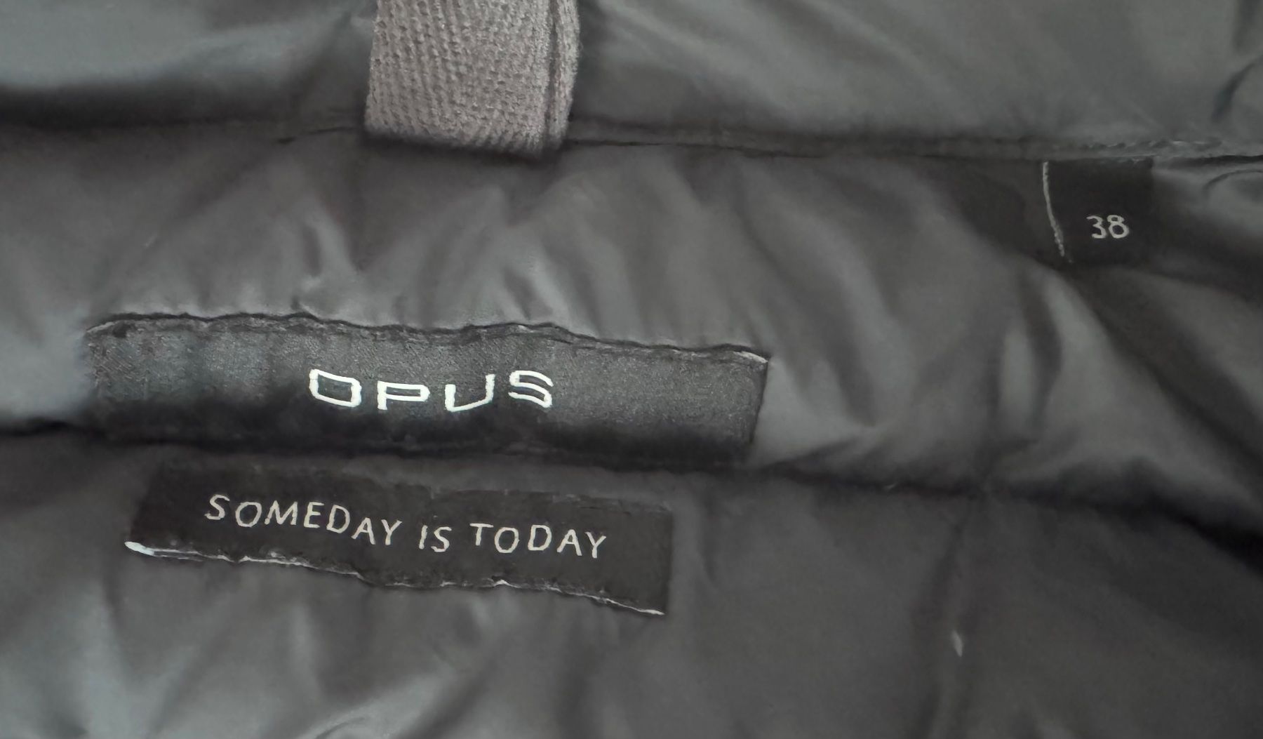Opus Gilets & Westen: Opus Daunenweste grau – Gebraucht aus Basel von Ubud1 4