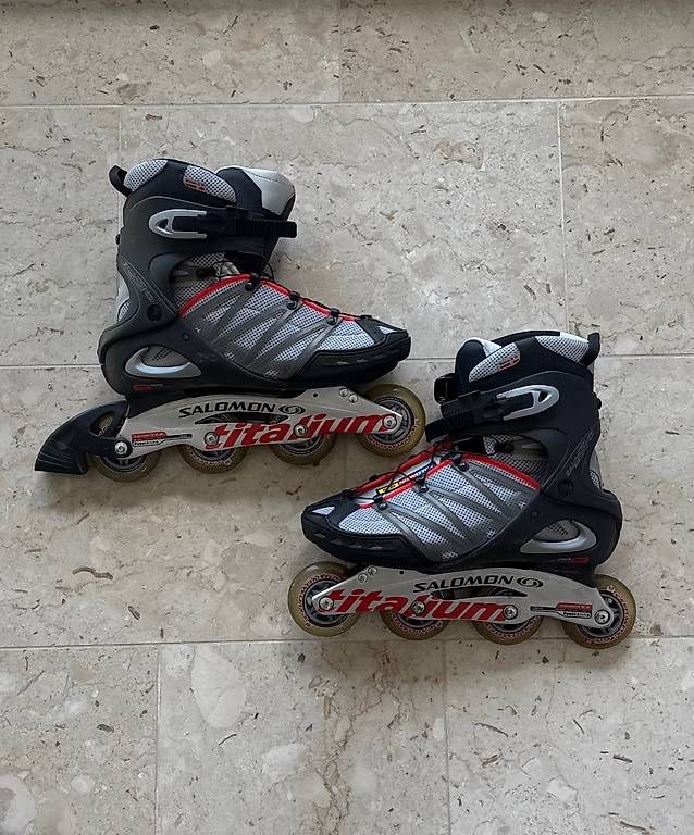 Salomon Pattini in linea & Pattini a rotelle: Salomon Inline Skates – Nuovo (secondo la descrizione) da Kilchberg ZH venduto da eti_m9g8