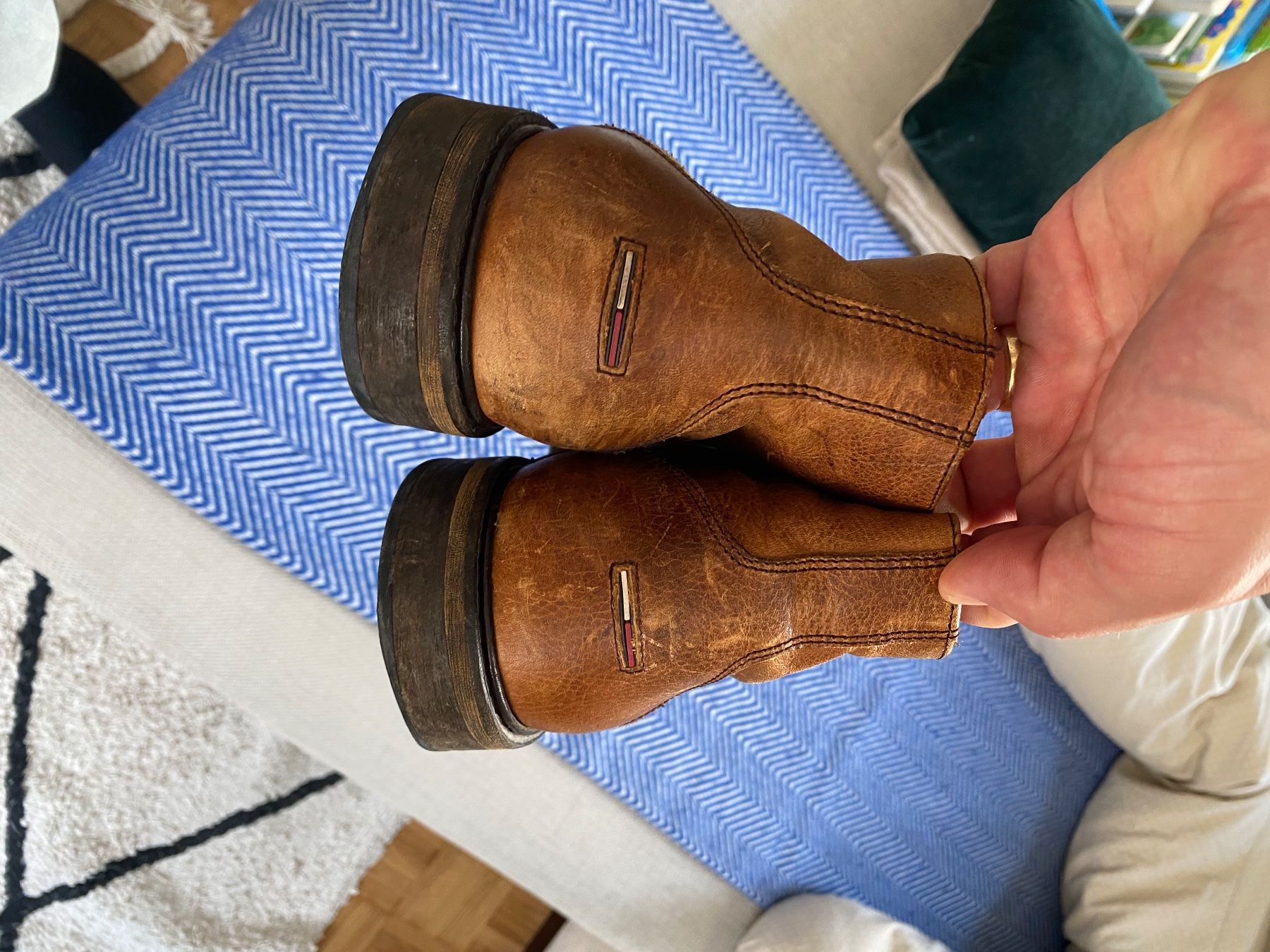 Tommy Hilfiger Scarpe da uomo: Tommy Hilfiger Lederschuhe – Usato da Zürich venduto da Lilaine05 2