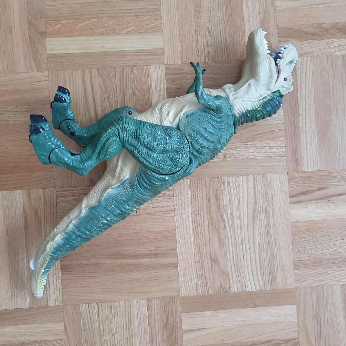 Giocattoli: Dinausaure 30cm – Usato da Prilly venduto da RoDyRe 1