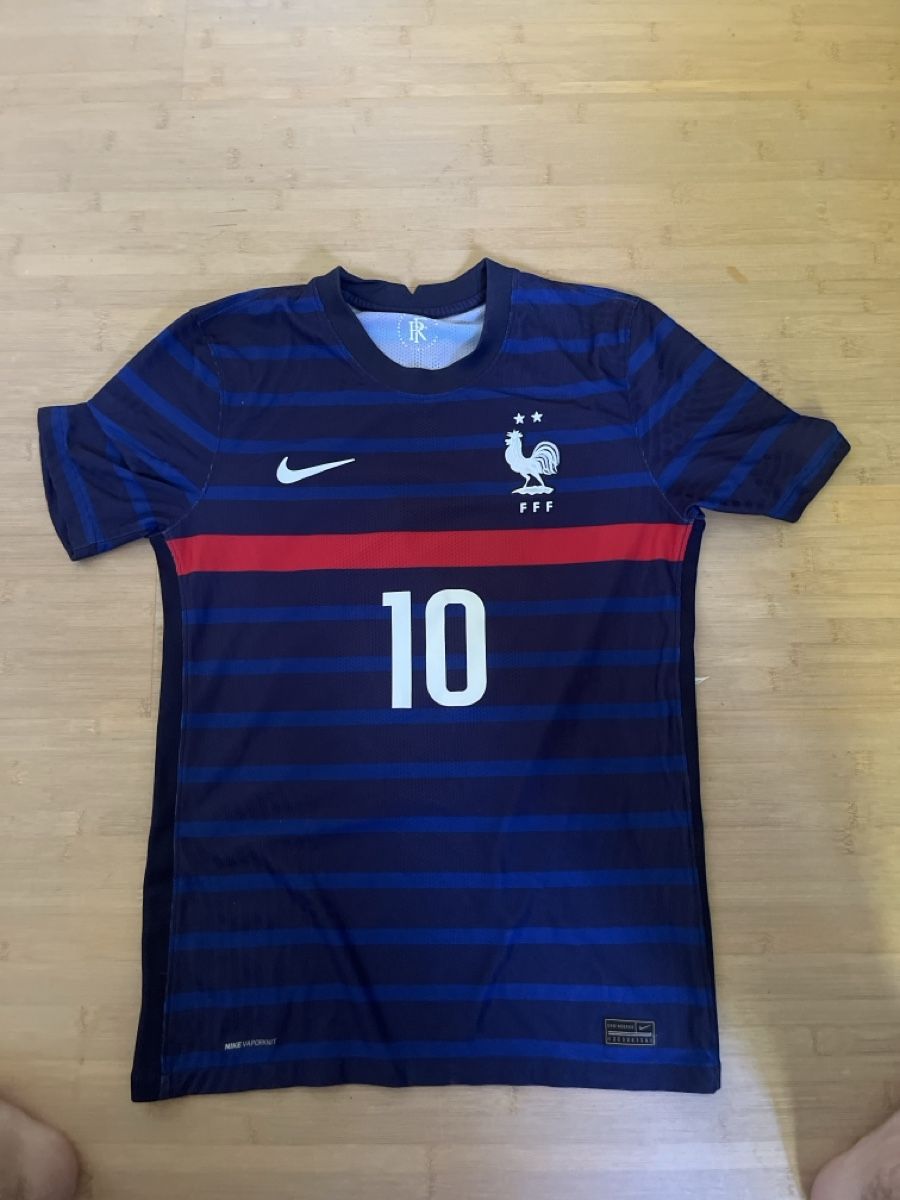 Canottiere & Pantaloni: frankreich Kylian Mbappe Trikot – Usato da Zürich venduto da dim_58lk
