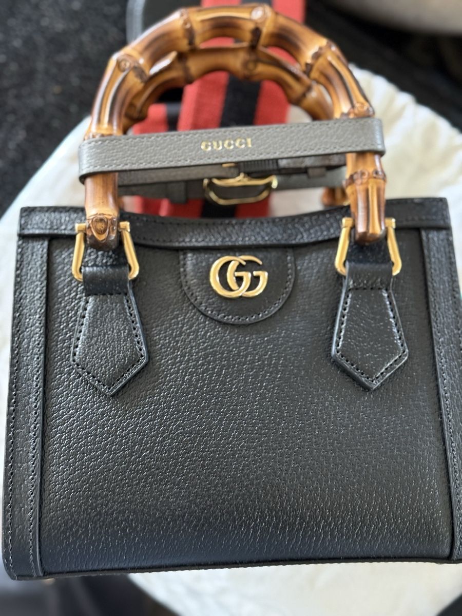 Gucci Taschen für Damen: Gucci Diana kleine Bamboo black – Gebraucht aus Wettswil von Harmony83 1