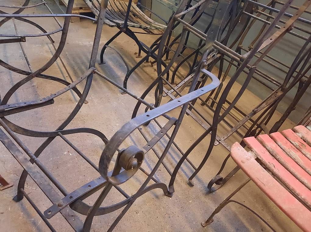 Sedie: Biergartenstühle – Usato da Ammerzwil BE venduto da Adidandom 1